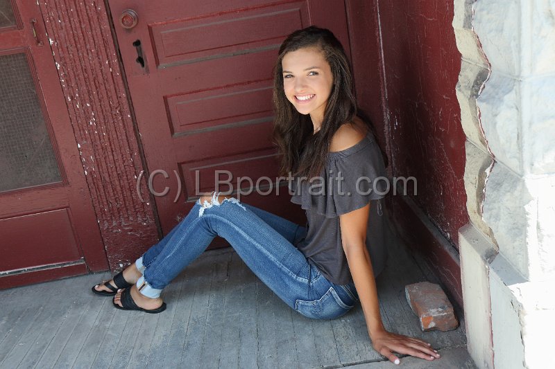 IMG_9808_S17EmilyRLb 4x6.jpg